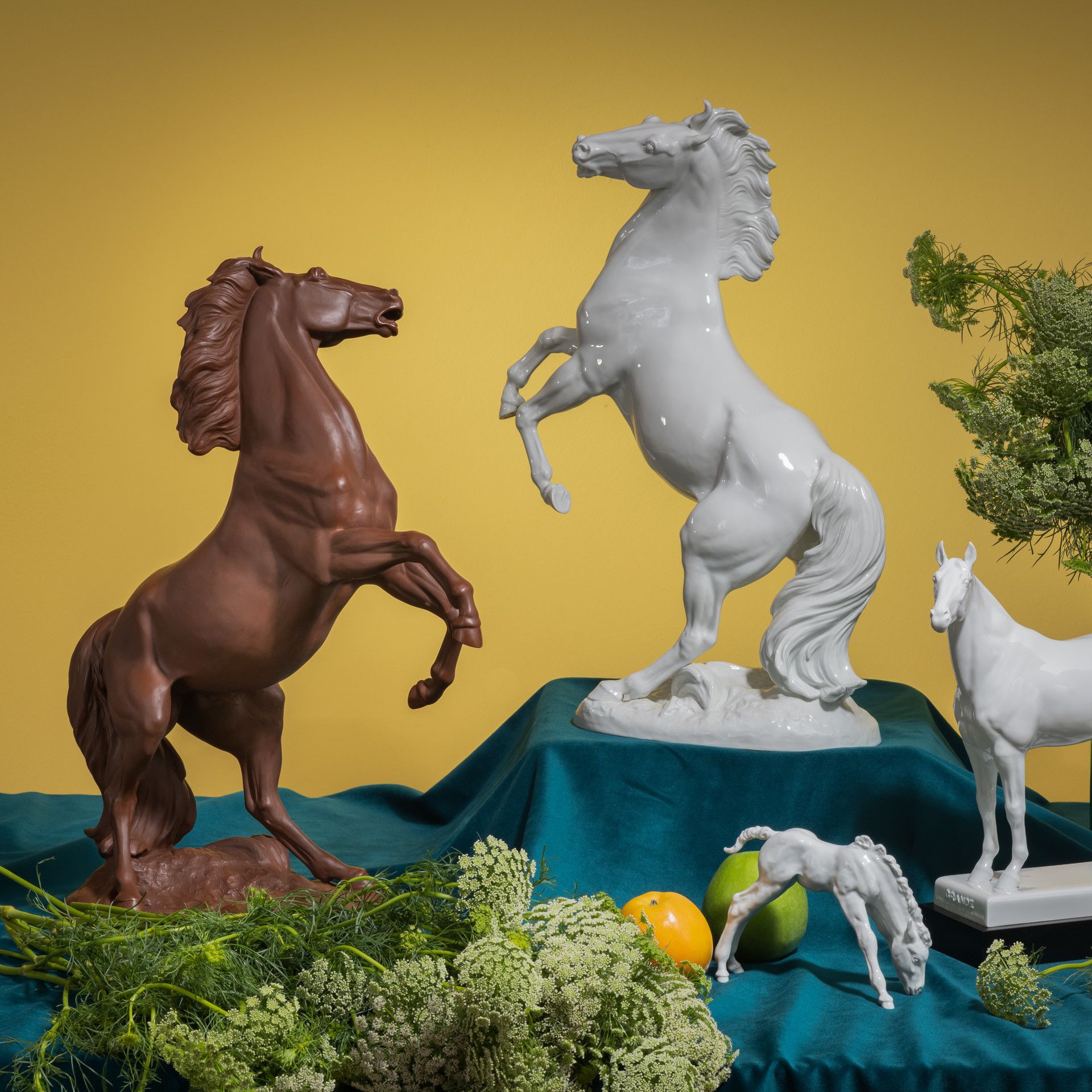 SINGLE FIGURINE HORSE NAMED MAESTOSO, BOETTGER STONEWARE