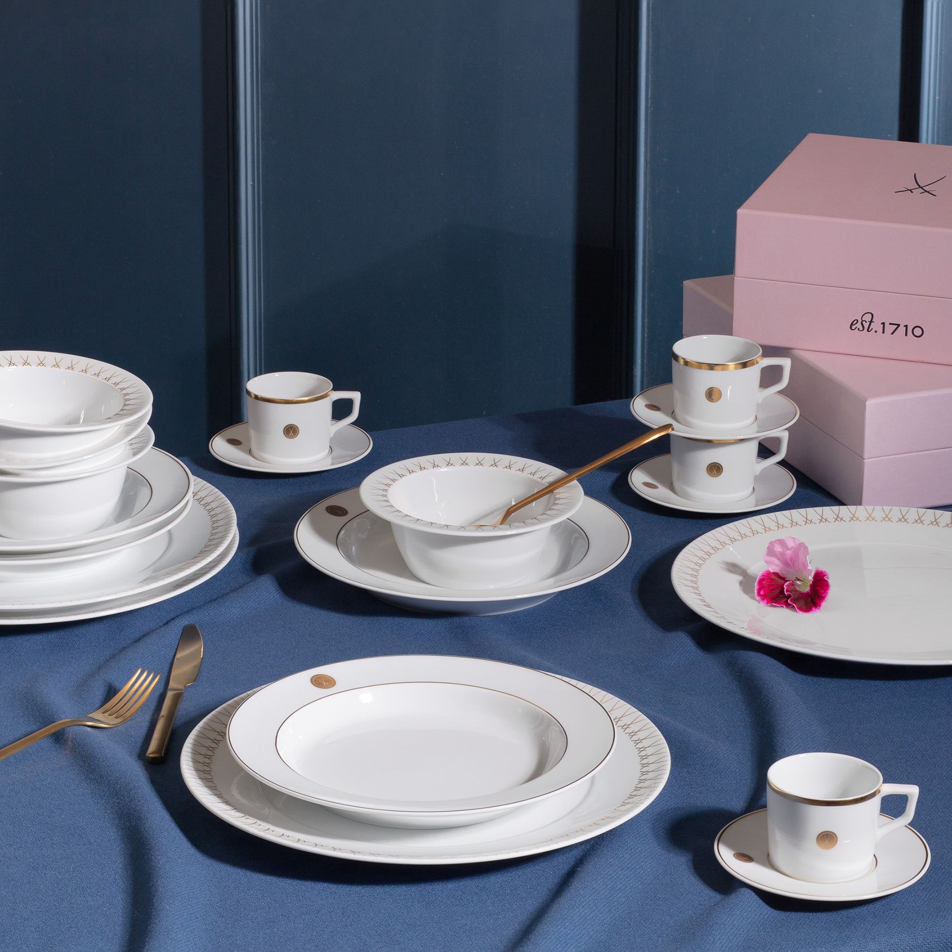WEDDING SET N°41 SWORDS DINNER SET