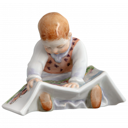 MINIATURE HENTSCHEL CHILDREN GIRL WITH BOOK